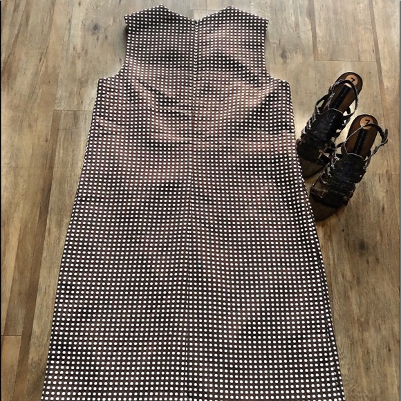 Isaac Mizrahi Brown & Cream Print Shift Dress - Picture 4 of 8